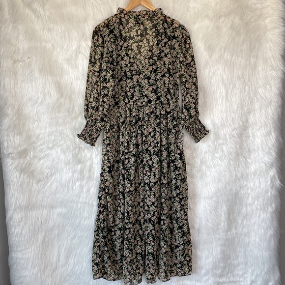 ASOS DESIGN shirred midi dress in ditsy floral print - Picture 13 of 16